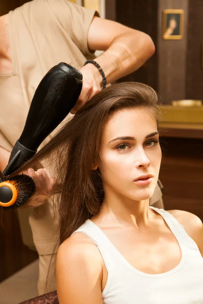 At hairdresser — Stock Photo, Image