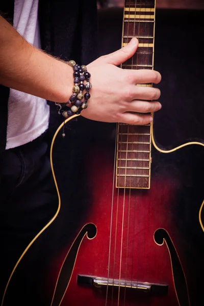 Akustische Gitarre — Stockfoto