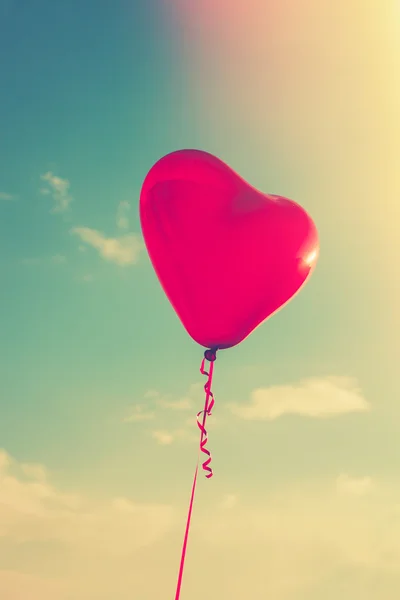 Ballon en forme de coeur — Photo