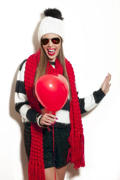 Menina de inverno com balão — Fotografia de Stock