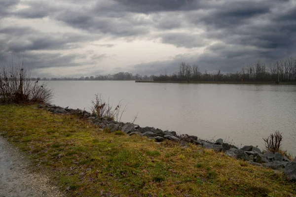 Powódź Dunaju Przy Śluzie Geisling Koło Regensburga Bawarii — Zdjęcie stockowe