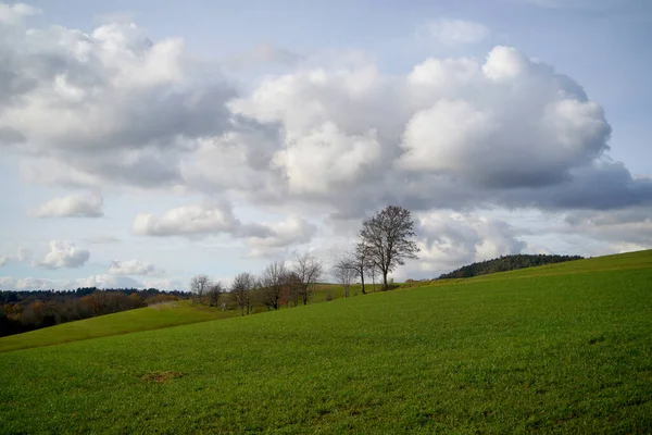 バイエルンで2月の午後の雲と風景 — ストック写真