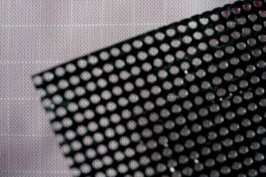 Arka plan yapısı monokrom modern desenler ve renkler kullanılarak stüdyoda fotoğraflandı                               