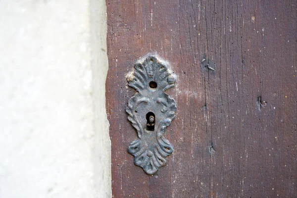 Porta Maciça Velha Com Maçaneta Decorativa Fechadura Tudo Ainda Funcional — Fotografia de Stock