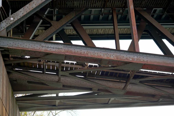 Costruzione Acciaio Come Ponte Ferroviario Germania Con Travi Acciaio Rivettate — Foto Stock