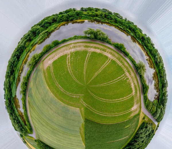 Absztrakt Panoráma Légi Kilátás Erdőben Területen Fantasztikus Gyönyörű Felhők Görbülete — Stock Fotó