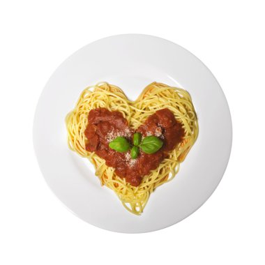 spagetti bir plaka üzerinde bir kalp olarak görev yaptı