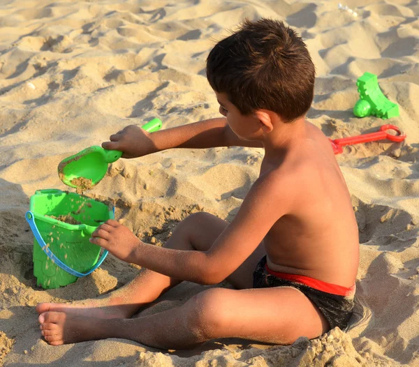 Criança na praia — Fotografia de Stock