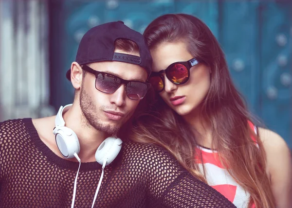 Sexy and fashionable couple in sunglasses. Vogue — Stock Photo, Image