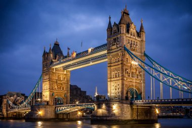 Ünlü Kule Köprüsü, Londra, İngiltere