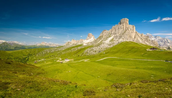 Dolomitas montanhas, Itália — Fotografia de Stock