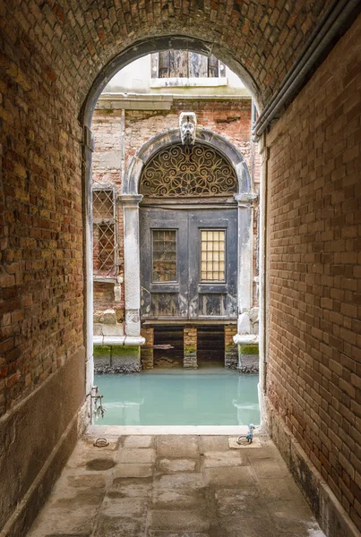 베니스에 있는 문 — 스톡 사진