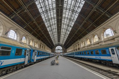 Tren istasyonu Keleti