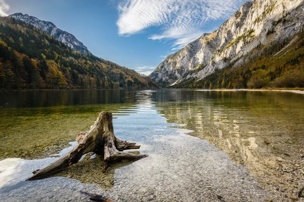 Lago d'autunno — Foto Stock