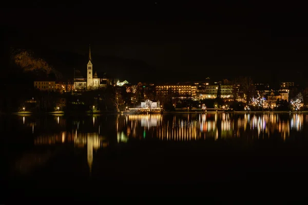 Bloedde aan nacht. — Stockfoto