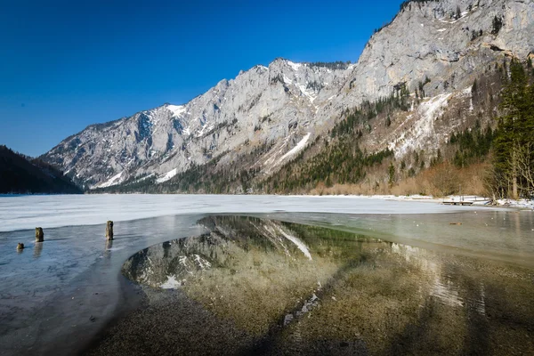 Lago in inverno — Foto Stock