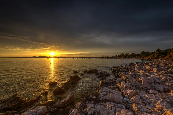 Solnedgång över havet — Stockfoto