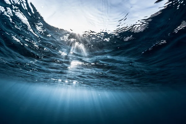 Underwater shot of the sea surface — Stock Photo, Image