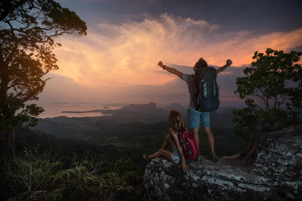 Wanderungen auf einem Berg — Stockfoto