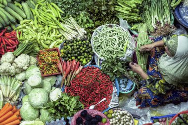 taze sebze satan kadın