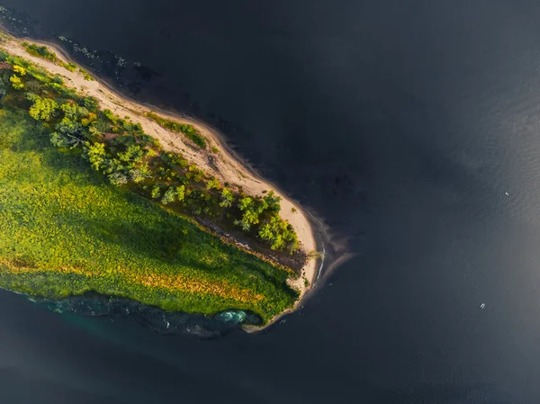 Islet in the river of Vyatka — Stock Photo, Image