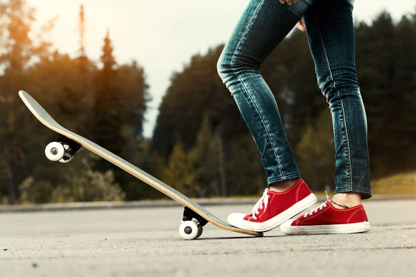 Pilota con lo skateboard — Foto Stock