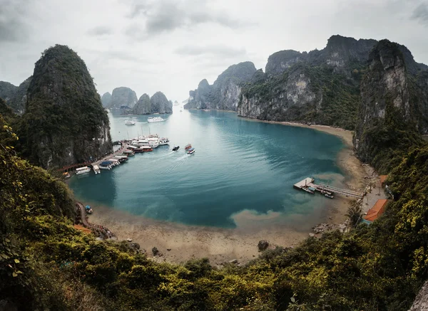 Ha Long Bay — Stockfoto