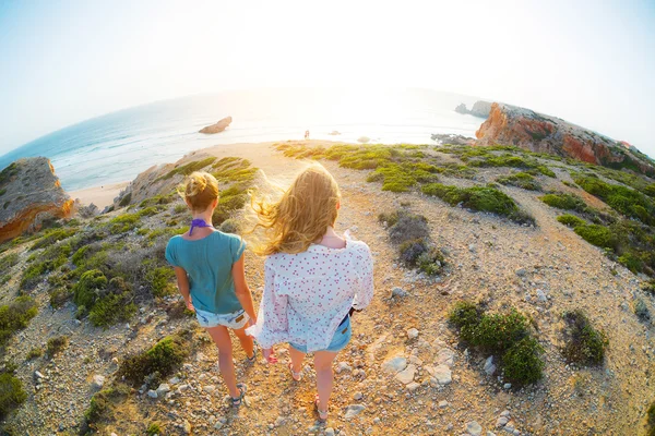 Mesdames sur la falaise — Photo