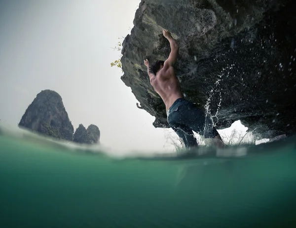 Deep water soloing — Stock Photo, Image