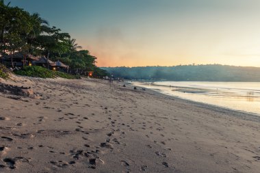 Gün batımında plaj