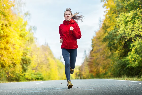 Loper op de weg — Stockfoto