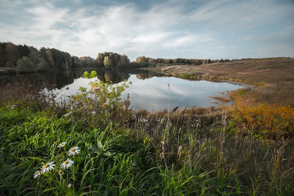 Autumn calm lake — Stock Photo, Image