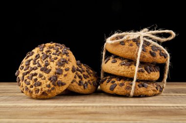 Çerez bir çikolata ile yığını