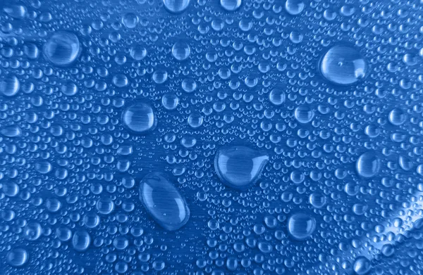 水滴が抽象的なブルー — ストック写真