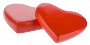 Beyaz arka planda izole edilmiş iki kırmızı kalp..