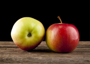 Sulu Kırmızı elma