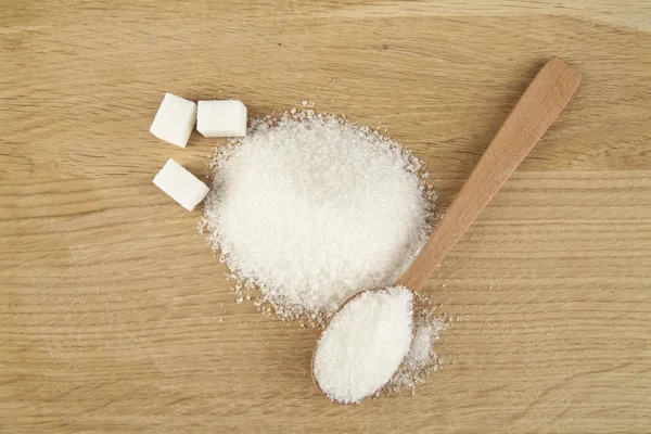 Sugar cubes and crystals — Stock Photo, Image