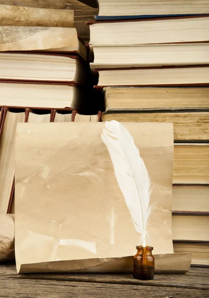 Παλιά βιβλία, παπύρους ένα χαρτί — Φωτογραφία Αρχείου