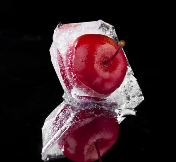 Manzana congelada — Foto de Stock