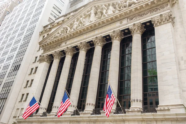 Bolsa de Valores de Nova Iorque em Wall Street — Fotografia de Stock