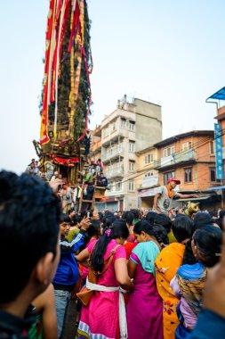 Savaş arabası yağmur Rato Machhindranath alayı Patan, Nepal