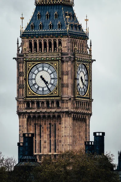 The Clock Tower em Londres, Inglaterra, Reino Unido . — Fotografia de Stock