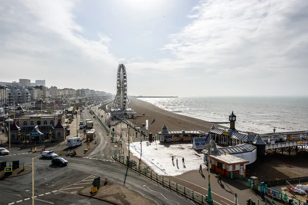 Brighton kolo a nábřeží — Stock fotografie