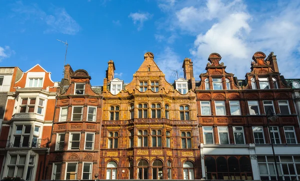 Facciata dell'edificio a Londra — Foto Stock