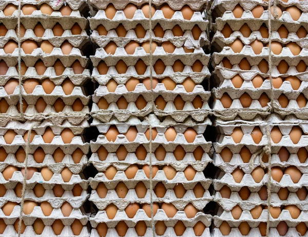Huevos en una tienda — Foto de Stock