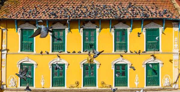 Nepalese house in Kathmandu — Stock Photo, Image