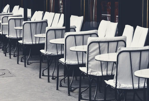 Sidewalk cafe in Paris — Stock Photo, Image