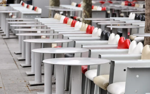 Sidewalk café i Paris — Stockfoto