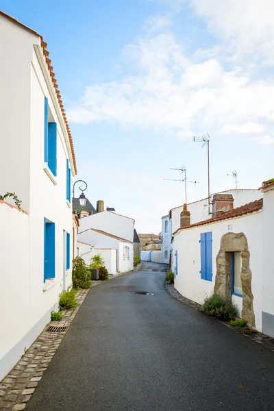 Piccola strada a Noirmoutier-en-l'Ile — Foto Stock