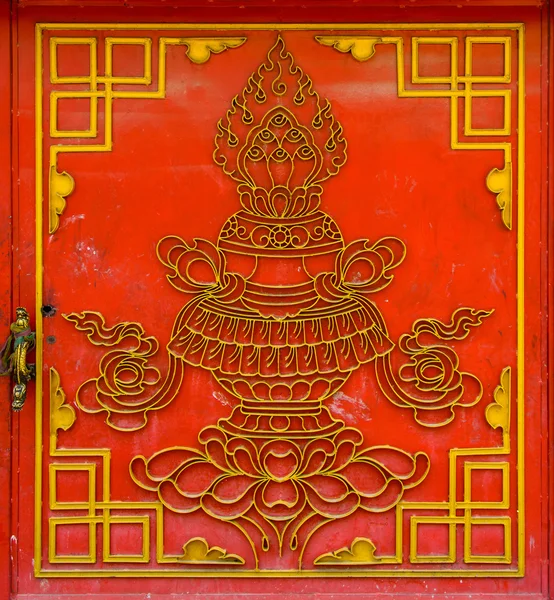 Porta tibetana vermelha — Fotografia de Stock